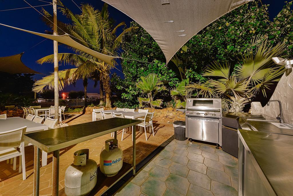 Sea Breeze Resort Έξμαουθ Εξωτερικό φωτογραφία
