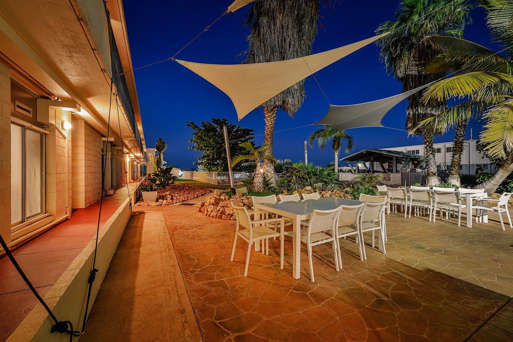Sea Breeze Resort Έξμαουθ Εξωτερικό φωτογραφία