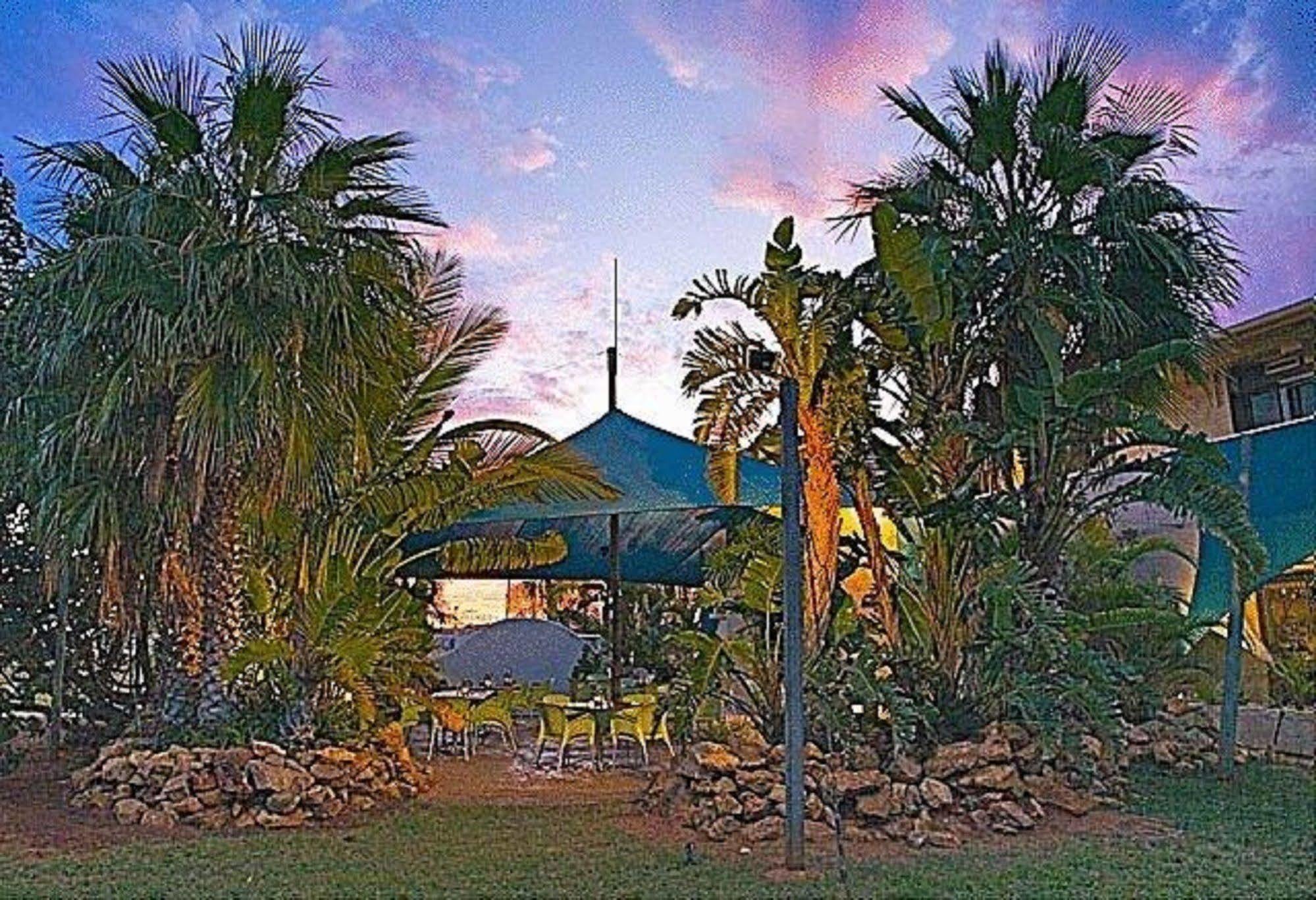 Sea Breeze Resort Έξμαουθ Εξωτερικό φωτογραφία
