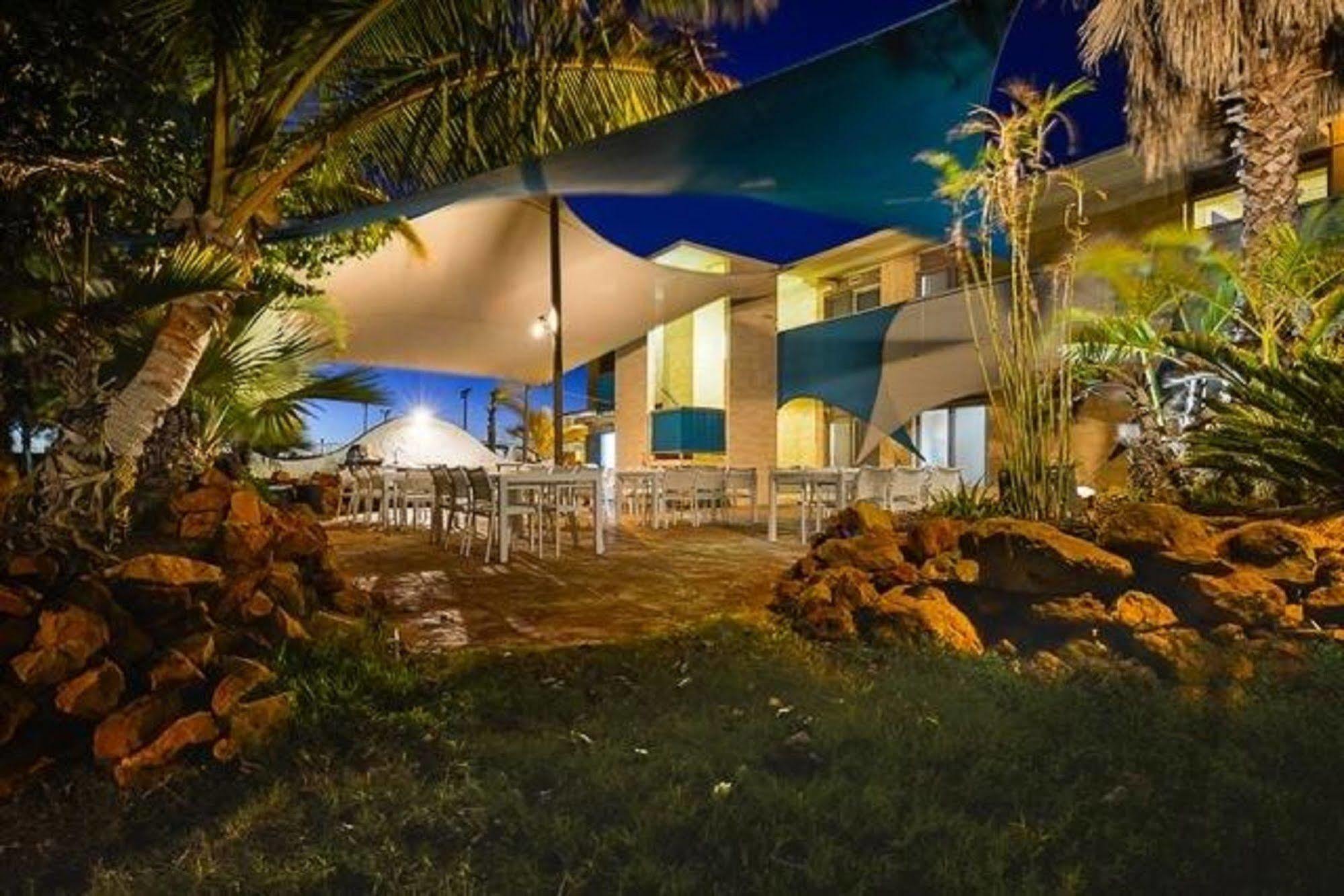 Sea Breeze Resort Έξμαουθ Εξωτερικό φωτογραφία