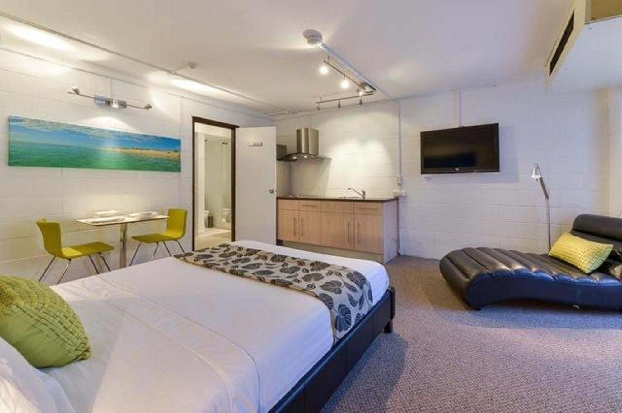 Sea Breeze Resort Έξμαουθ Εξωτερικό φωτογραφία